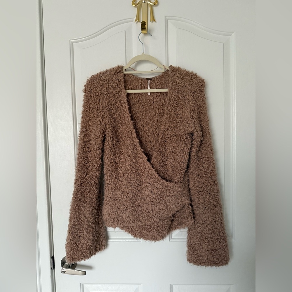 Free People Marshmallow Surplice Pullover Sweater size S